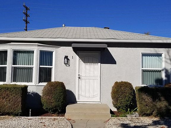 2nd image of 523 Ivy St #1