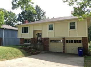 15909 W 154th St, Olathe, KS 66062