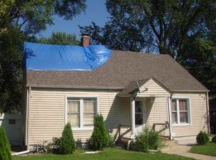 365 N Loucks St, Aurora, IL 60505