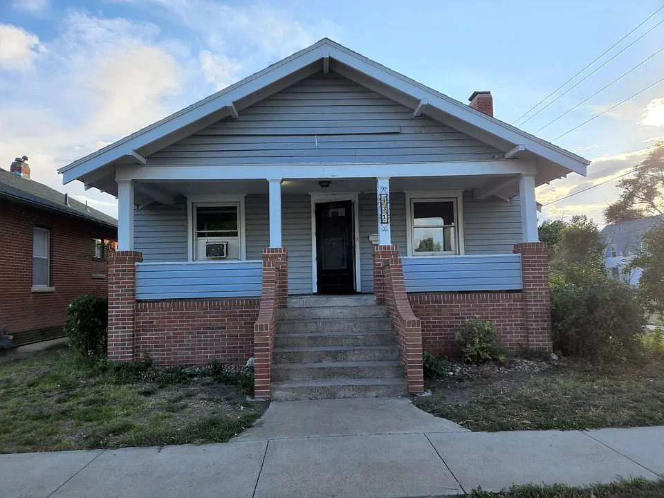 431 Elm St