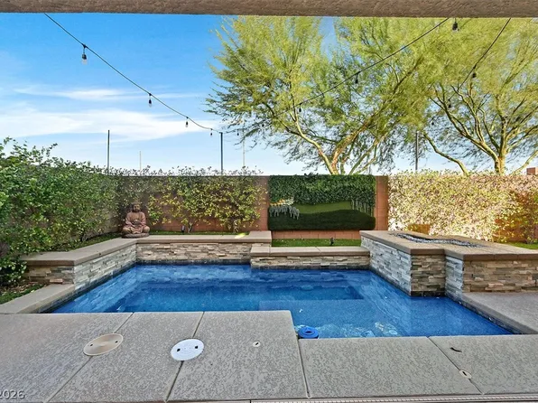 9772 Smokey Moon St, Las Vegas, NV 89141