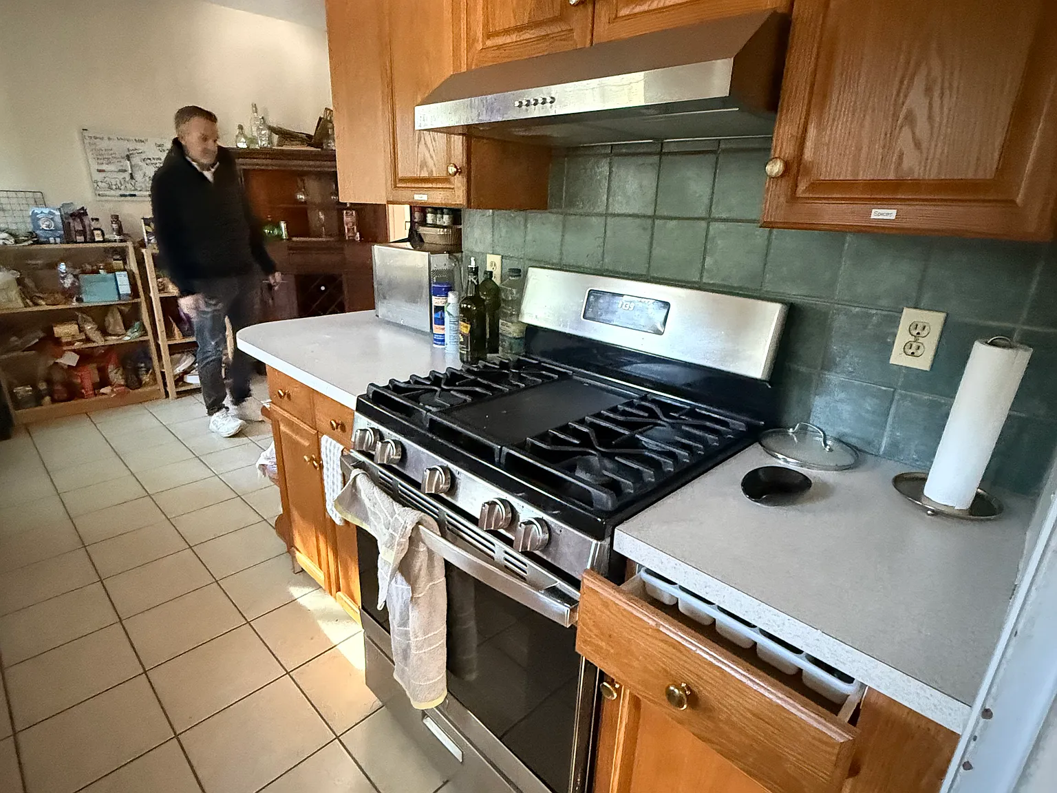 5 bed, 2680 sqft, $5,000 — Photo 4