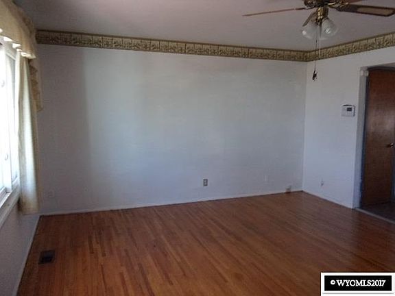 2nd image of 1306 McKinley Ave
