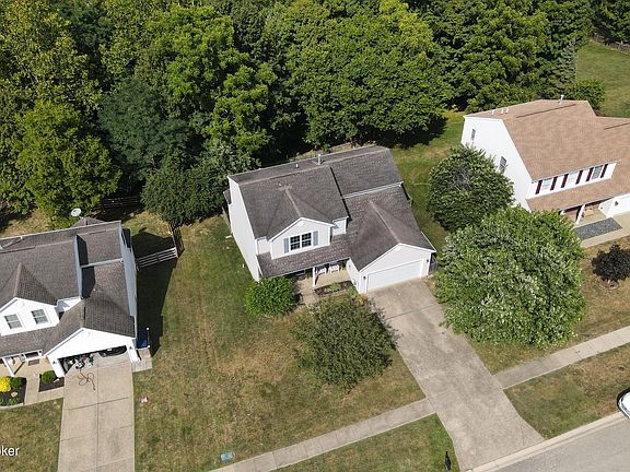 3rd image of 2027 Cherrywood Dr