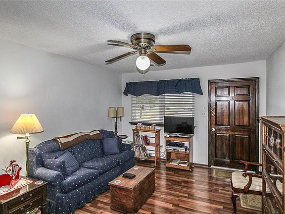 2nd image of 1534 Glencliff Dr