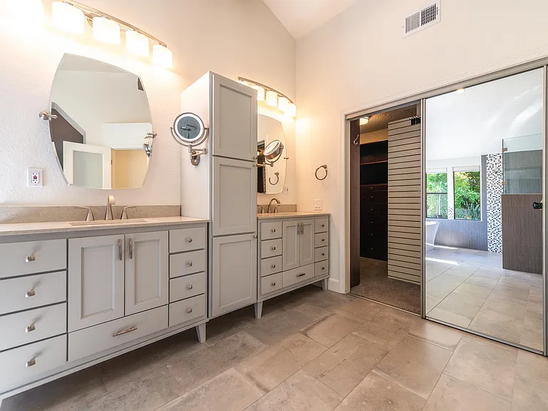 24692 Kings Rd — Photo 65