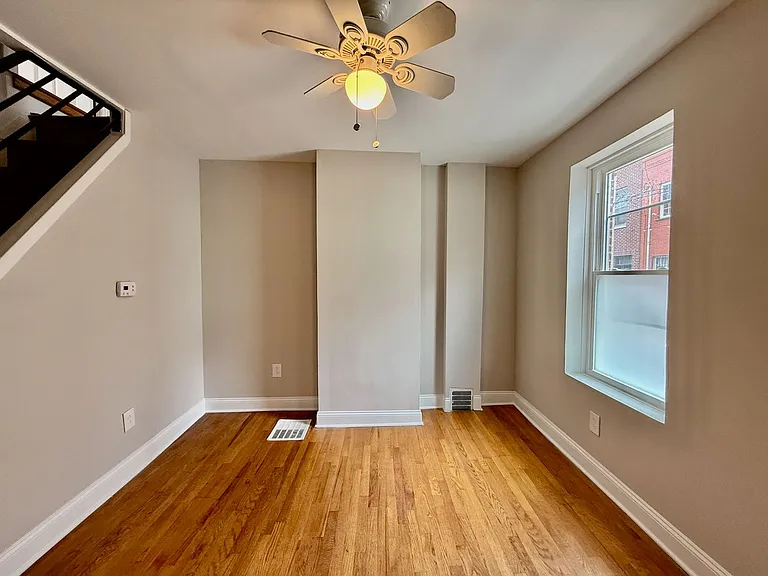 1228 Peters St — Photo 4