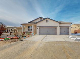 505 4th St NE, Rio Rancho, NM 87124