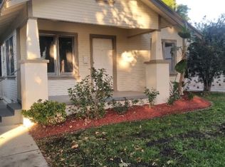 3695 Oakwood Pl, Riverside, CA 92506