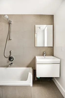 Rented by Akelius Real Estate Management | media 37