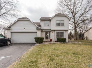 7061 Springfield Hills Dr S, Holland, OH 43528