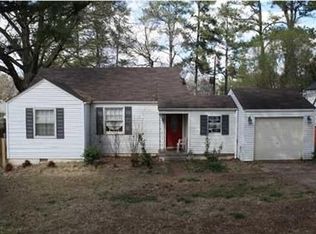 1229 Greer Cir, Sheffield, AL 35660