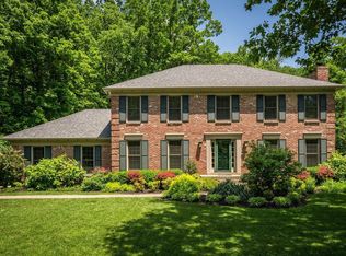 1913 Charbdin Pl, Riverwood, KY 40207