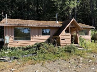 1491 Buck Mountain Rd, Bridgeville, CA 95526