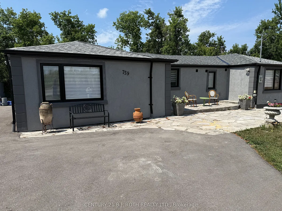 Building Photo - 759 Essa Rd #2