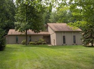 4254 Boston Rd, Strongsville, OH 44149