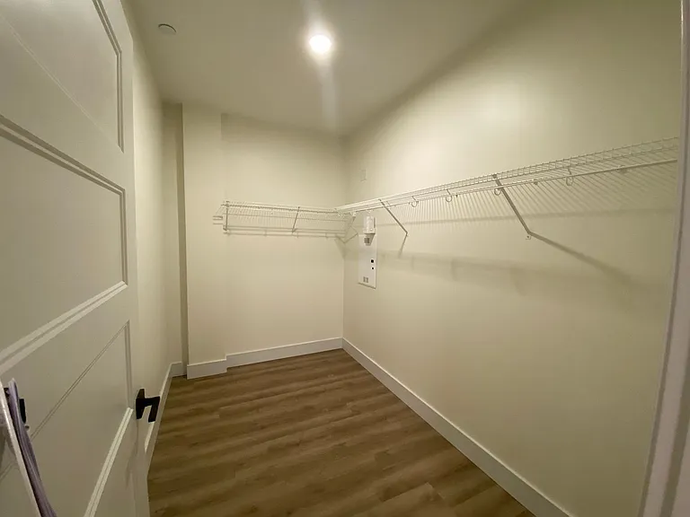 One Park Apartments — Photo 13