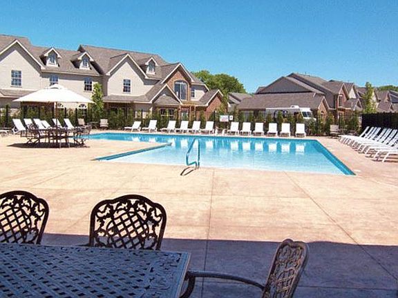 Waterford Pool