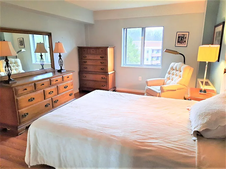 7501 Democracy Blvd — Photo 9