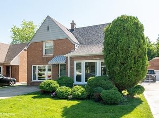 4413 Amelia Ave, Lyons, IL