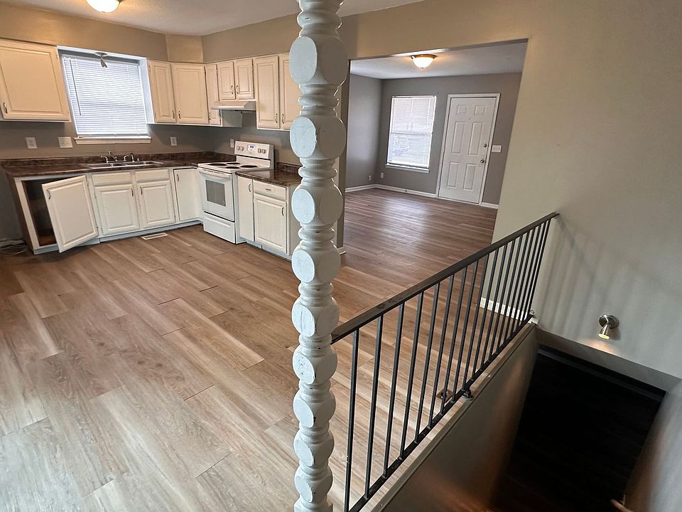 1st image of 3253 S Holyoke Cir APT 101