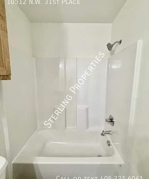 10512 NW 31st Pl — Photo 10