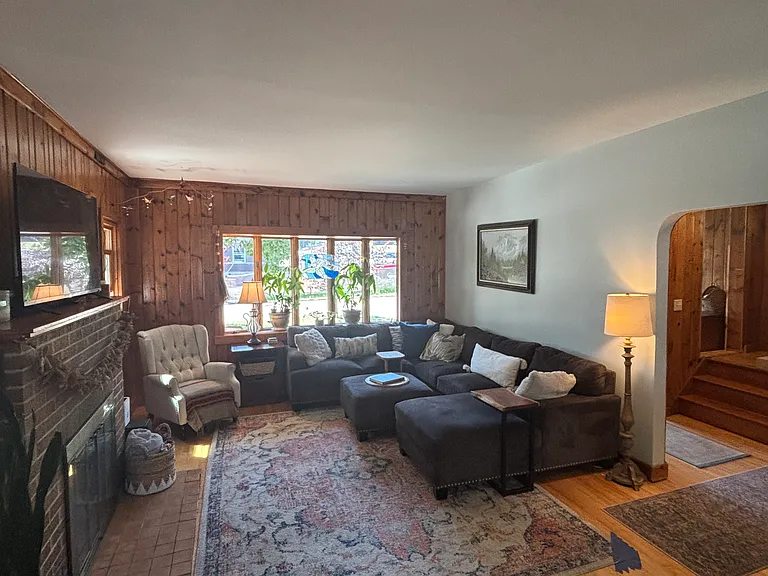 308 Waldo St — Photo 4