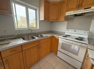 1920 Fern St, Honolulu, HI 96826