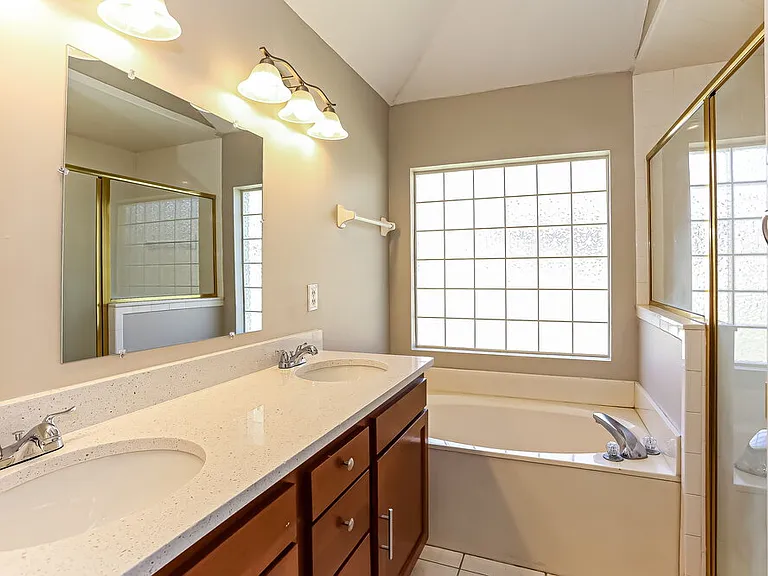 5060 Cape Elizabeth Ct W — Photo 12