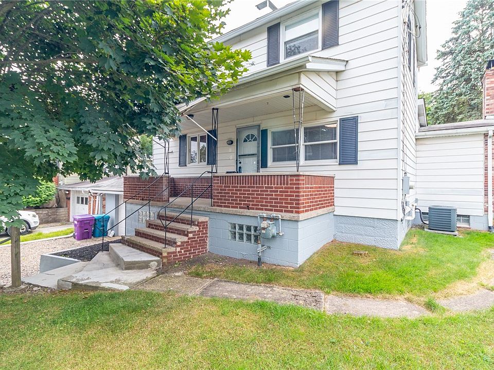 1st image of 213 Plum St