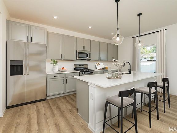 5th image of 3364 Vine Clad Hill Dr