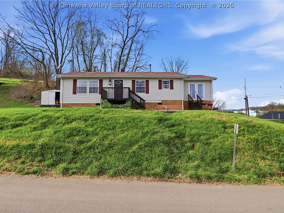 1st image of 729 Daverton Rd