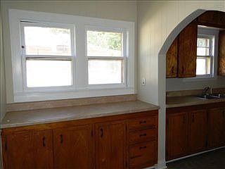 5th image of 609 N Dorothy Ave