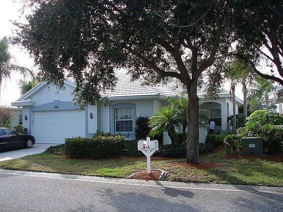 2nd image of 661 Crossfield Cir #4