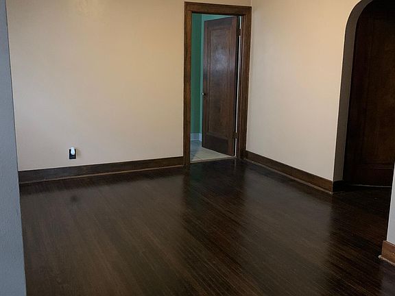 4th image of 1211 W Nowland Ave