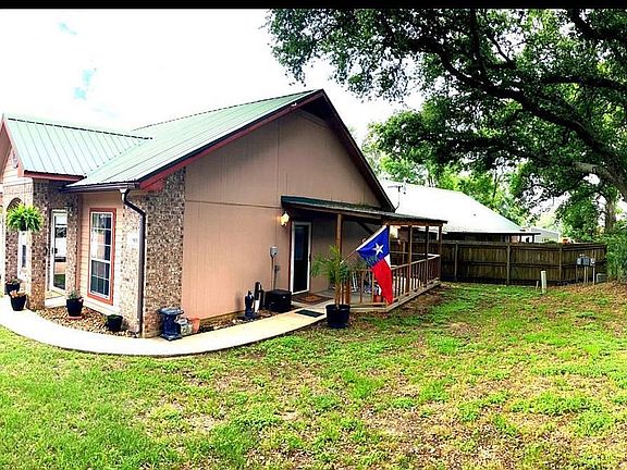 4th image of 815 Tangle Oaks Dr