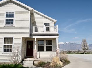348 W Plum Pl, Saratoga Springs, UT 84045