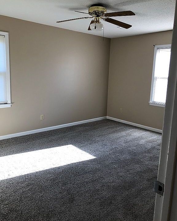 1st image of 1112 Stuart Dr