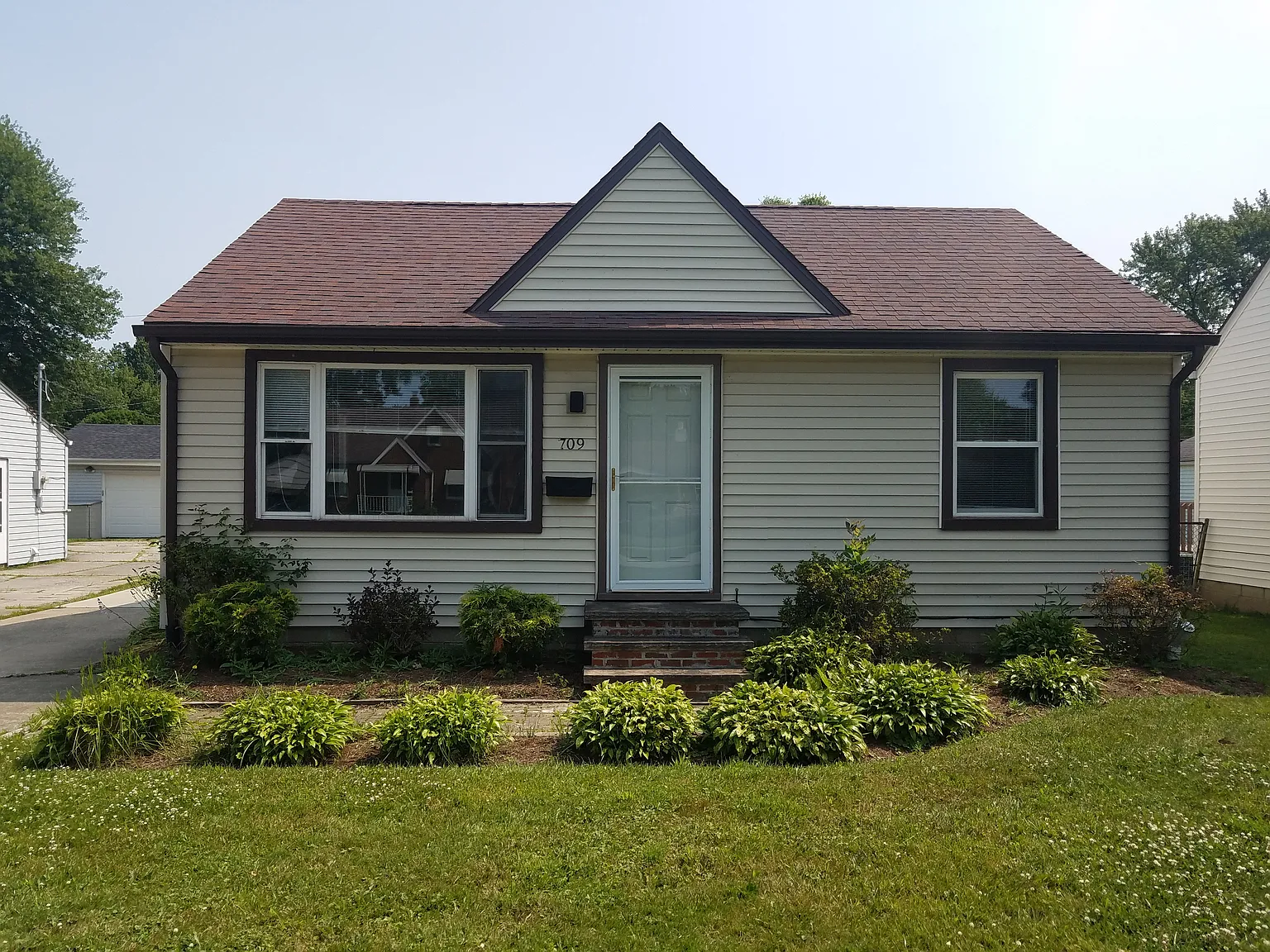 709 Woodstock Rd photo 1