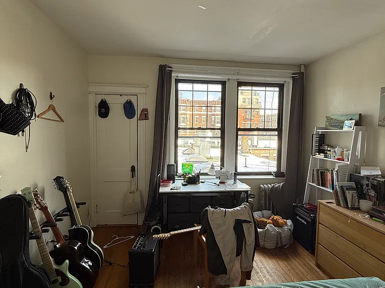31 Queensberry St #7 — Photo 5