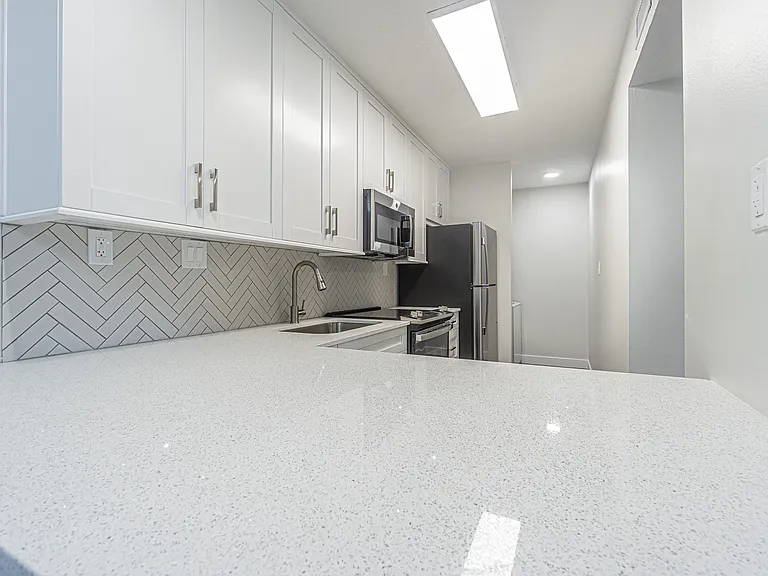 4311 W North A St #205 — Photo 7