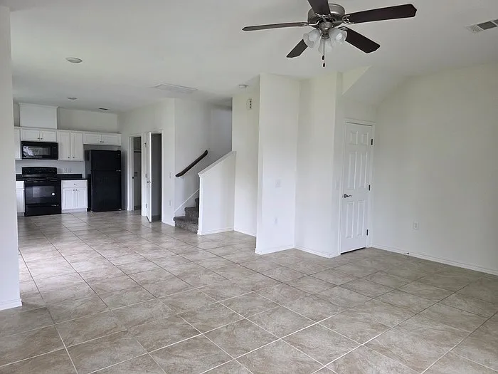 6102 White Oak Dr — Photo 4