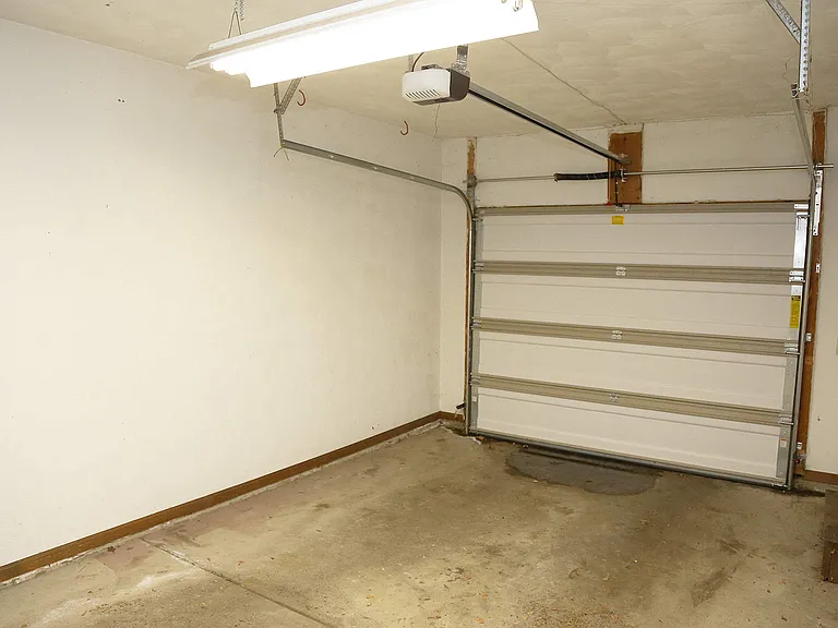 1393 Compton Ct 2bed/1bath LOFT