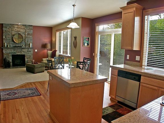 Entertain in style: Granite, Stainless, Fireplace