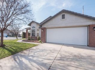 1829 Scharmann Ln, Manteca, CA 95336