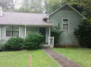 633 Candlewick Ln, Lilburn, GA