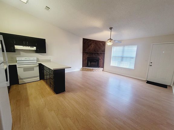 5th image of 3986 Breezee Ct