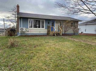 647 Church St, Pt Hawkesbury, NS B9A2X6