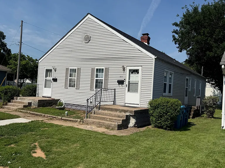 103 Whitelaw Ave — Photo 4