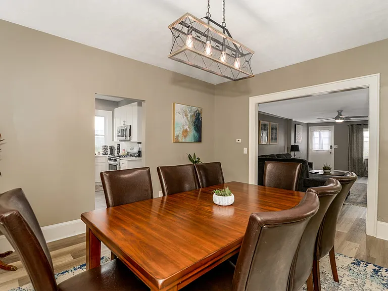 Formal Dining